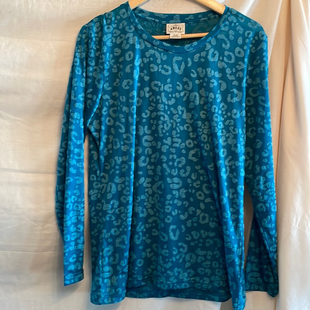 Ariat Long Sleeve size XL